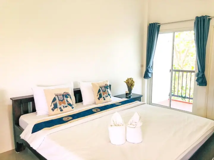 Столичный район Чантхабури: Baanlugchange Hotel