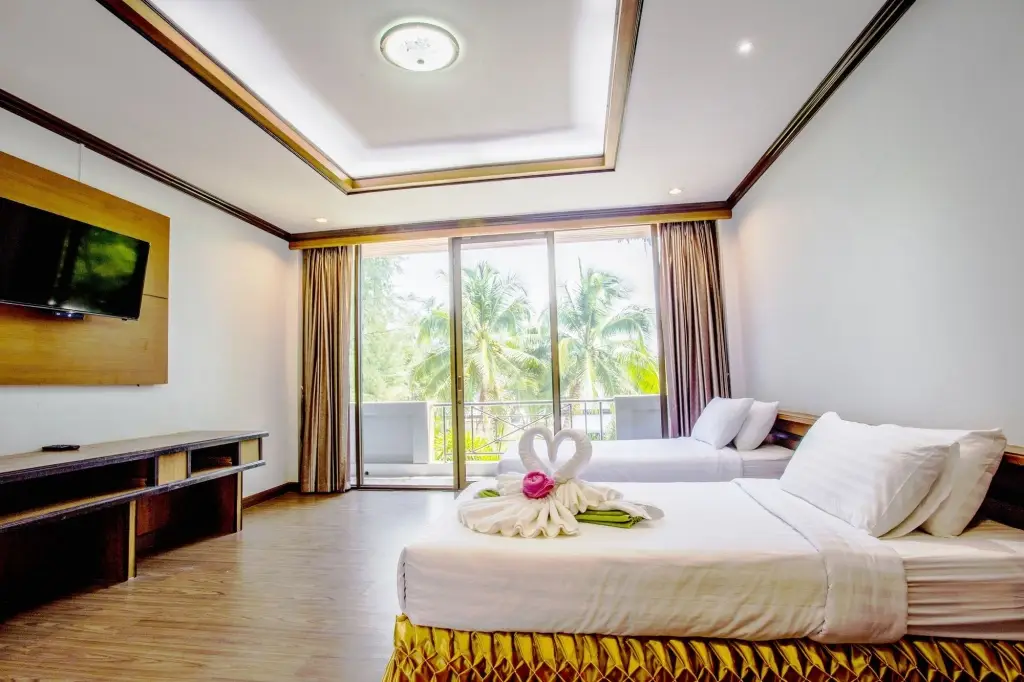 Банг-Сапхан: The Uncle Beach Resort
