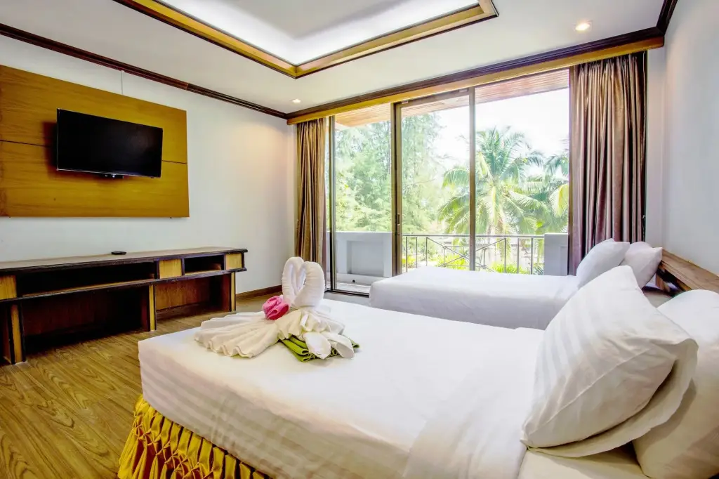 Банг-Сапхан: The Uncle Beach Resort