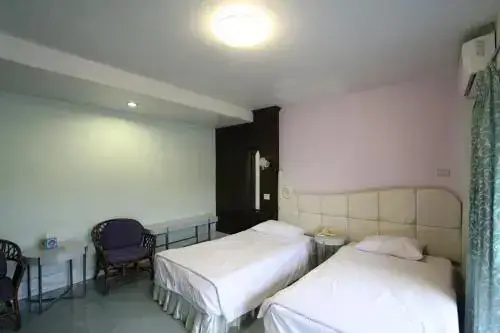 Пхукет: RangRong Hotel