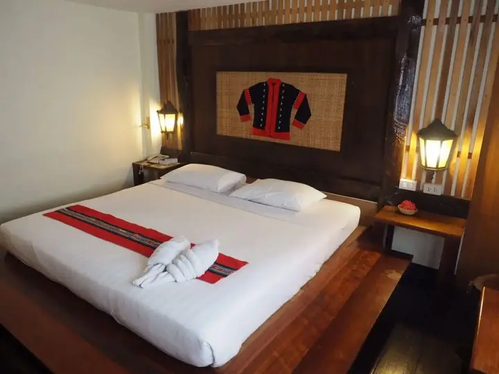 Фанг: Phumanee Lahu Home Hotel