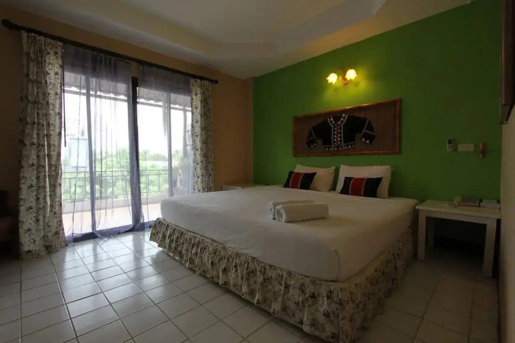 Фанг: Phumanee Lahu Home Hotel