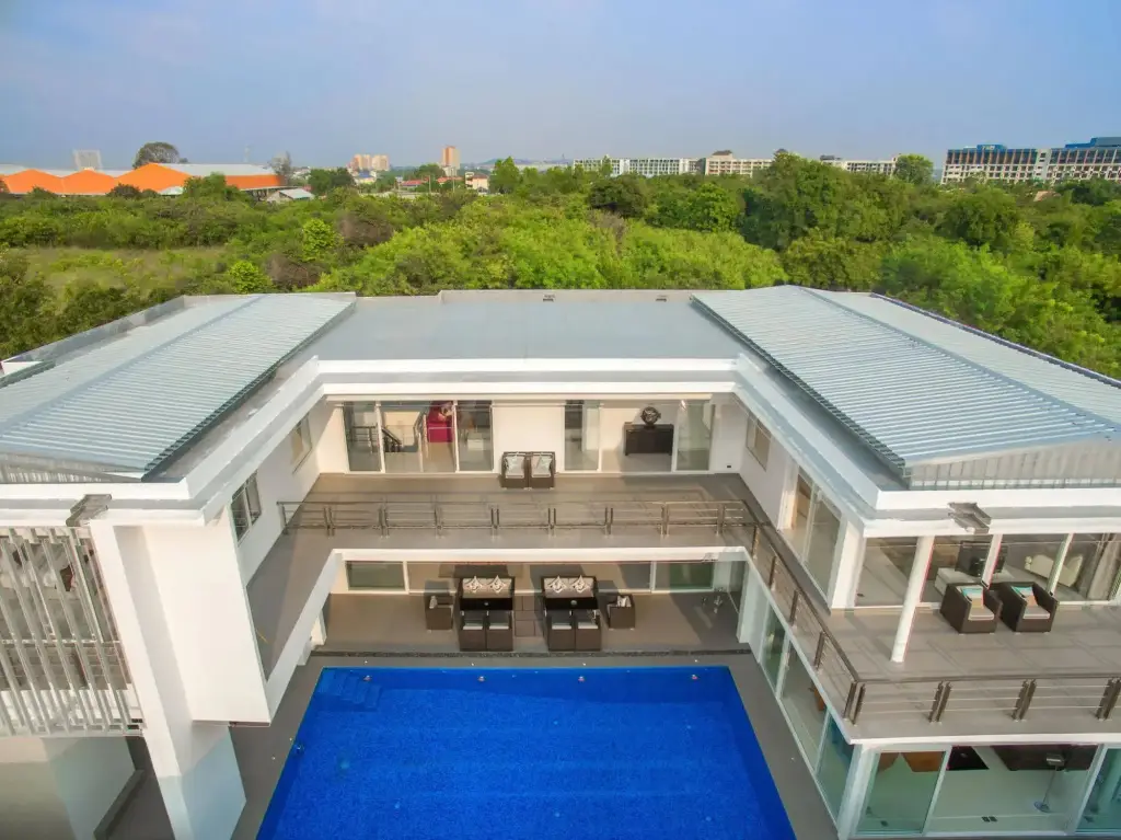 DaVinci Pool Villa Pattaya — фото 1