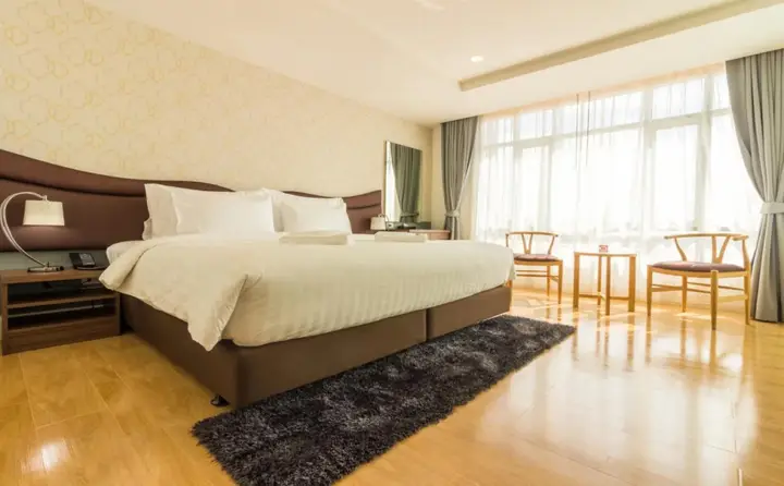 Кхао: Avada hotel