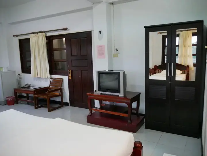 Нонгкхай: Samoar Riverside Hotel