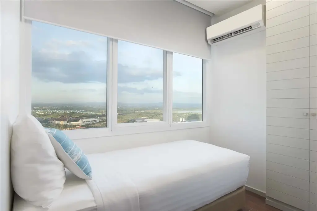 На Чом Тхиан: White Sand Beach Residences Pattaya