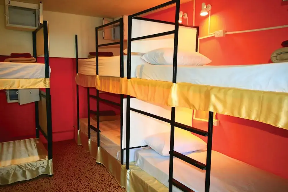 Краби: @ Aonang Hostel