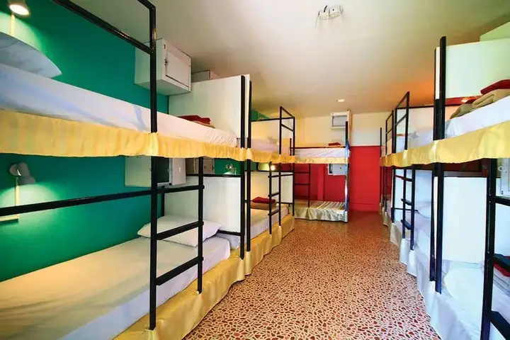 Краби: @ Aonang Hostel