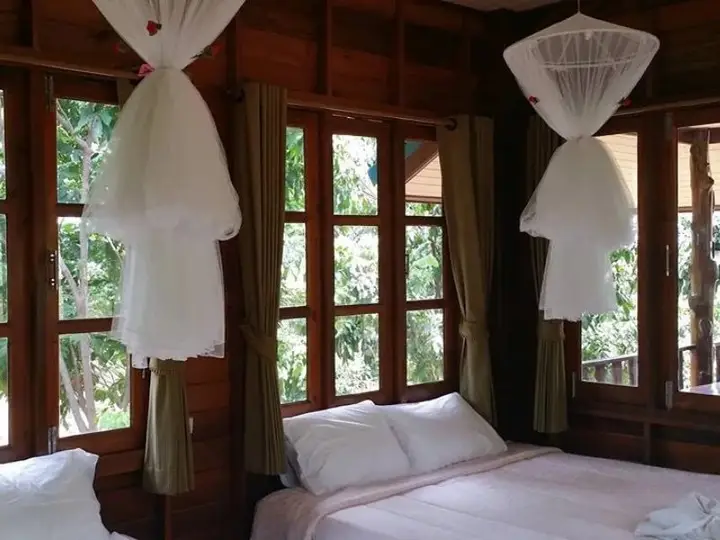 Сураттхани: Koh Phaluai Eco Resort
