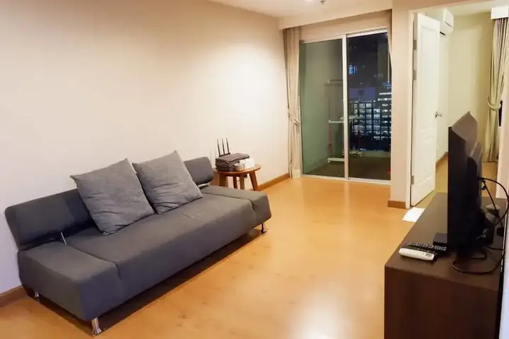 Бангкок: J.J Belle Condo in Bangkok