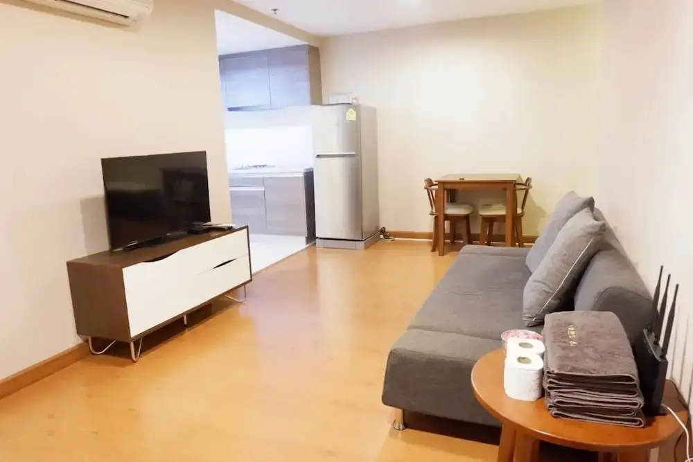 Бангкок: J.J Belle Condo in Bangkok