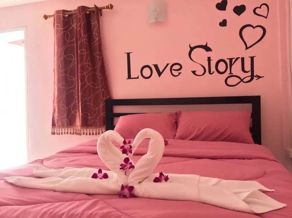 Саттахип: BM at Love