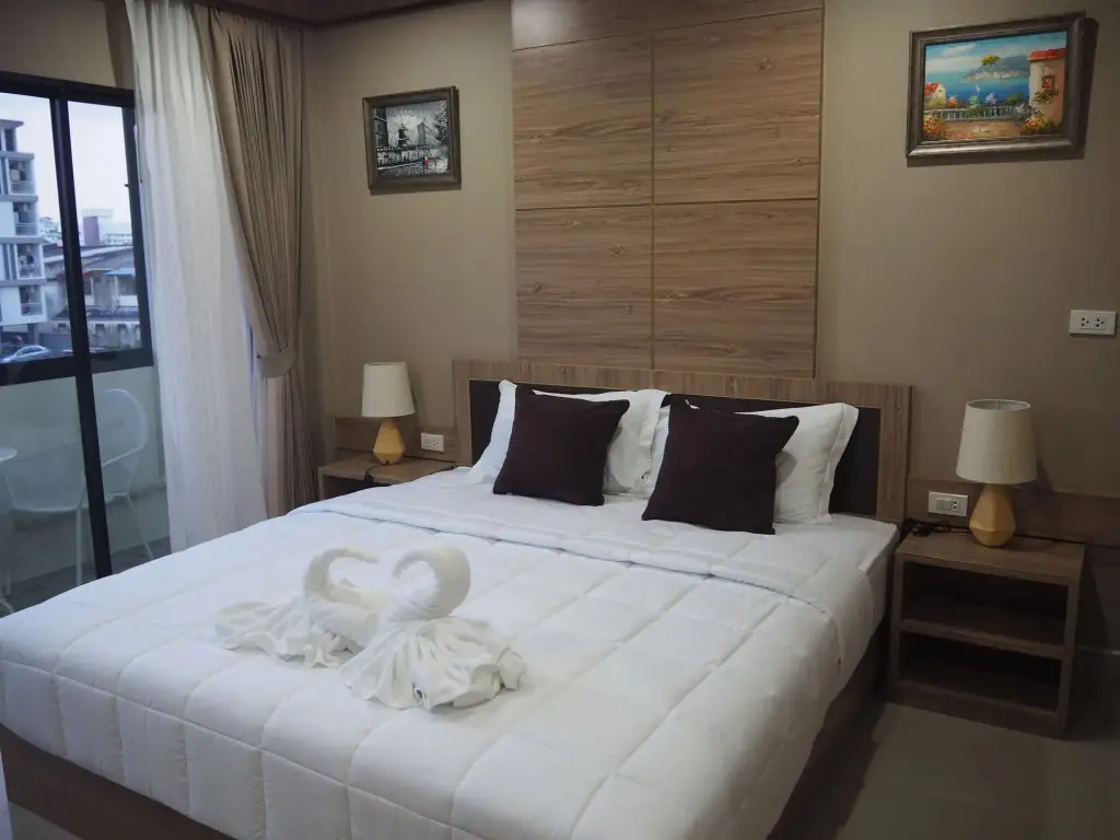 Хатъяй: Little Bear Guesthouse and Restaurant