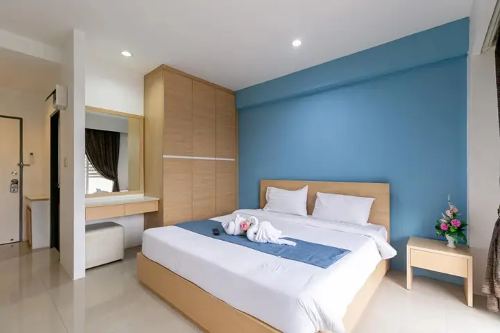 Бангкок: Ruan Plaisoi Apartment