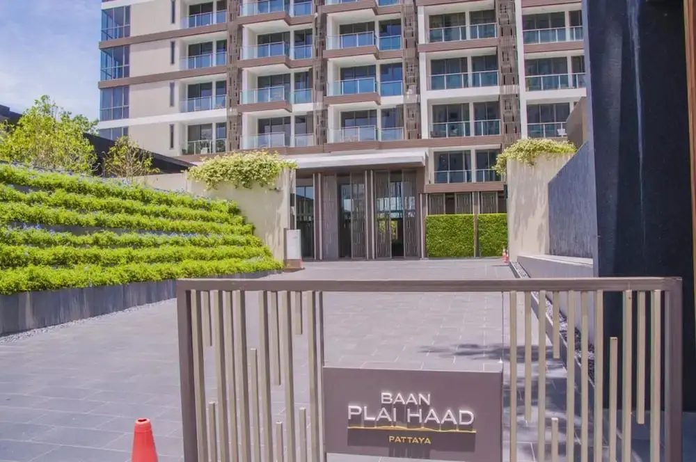 Baan Plai Haad Beachfront Condominium — фото 1