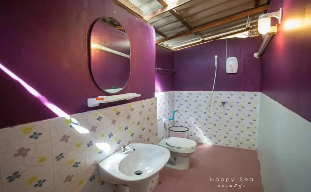 Районг: Happy Sea