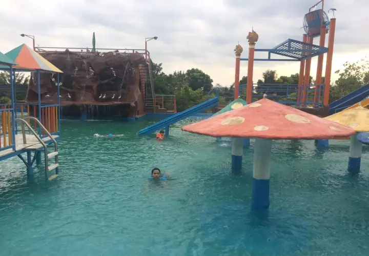 Прачинбури: PKhotelresort