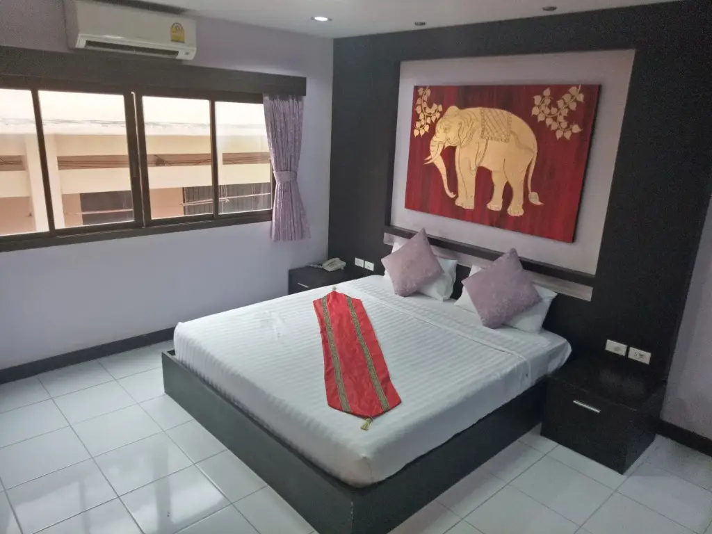 Паттайя: Zip Lounge & Apartments