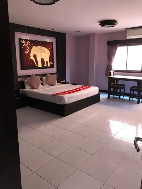Паттайя: Zip Lounge & Apartments