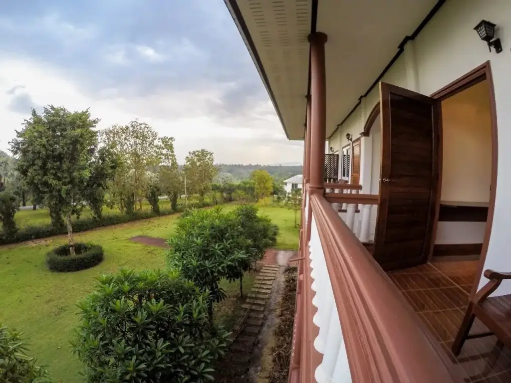 Лоэй: Roongthiwa resort Phurua