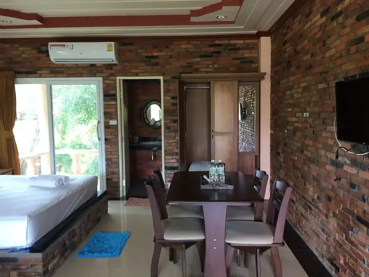 Ранонг: I-In Resort