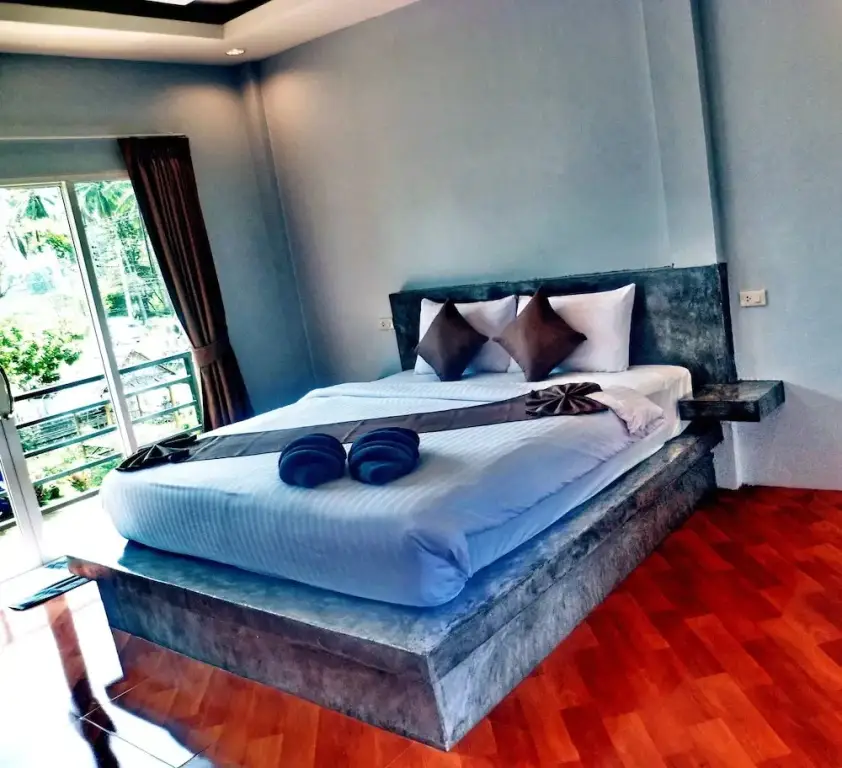 Ланта: Baan Check In