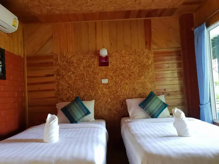 Кхао Пхан: Baan Suan Hill Resort