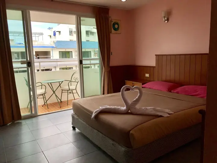 Чаам: The Beach Cha Am Suite