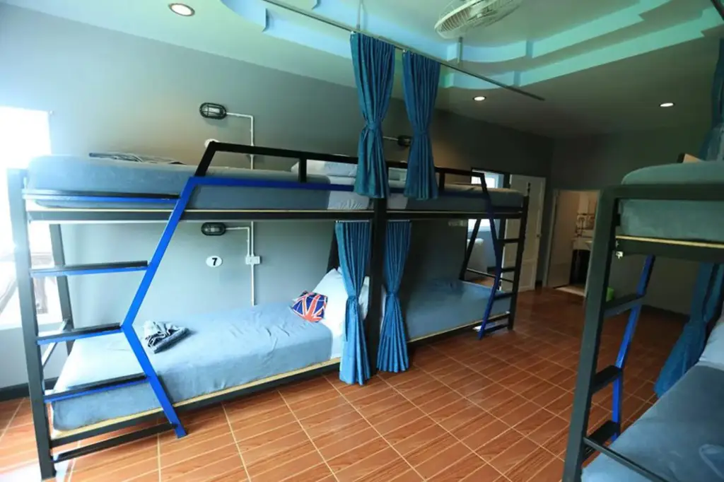 Краби: Stayover Hostel