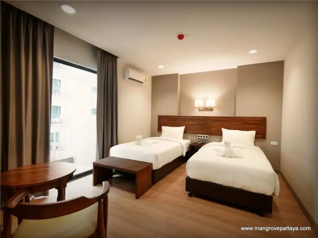 На Чом Тхиан: The Mangrove Hotel