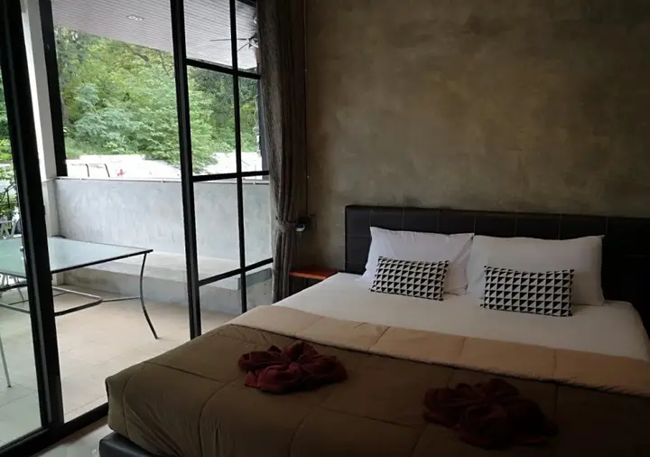 Ко Самет: Samed Yours House