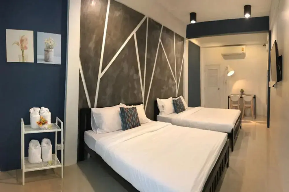 Бангкок: Charoenpong Apartment
