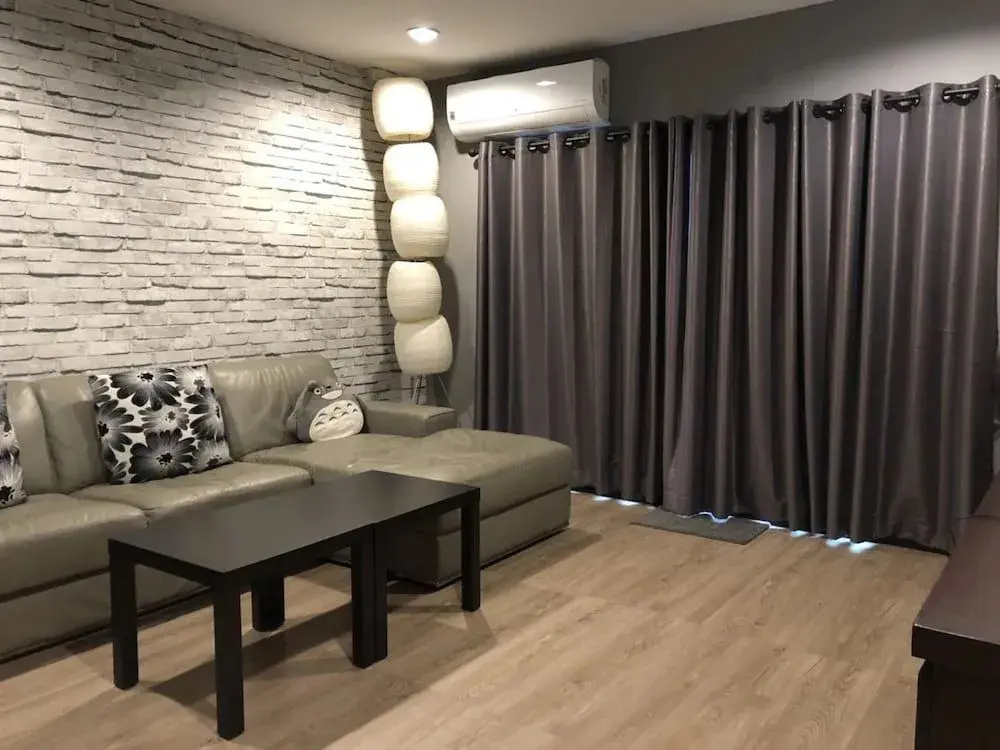 Паккрет: Rooftop Room