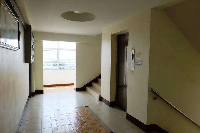 Банг Пхли: J. Residence