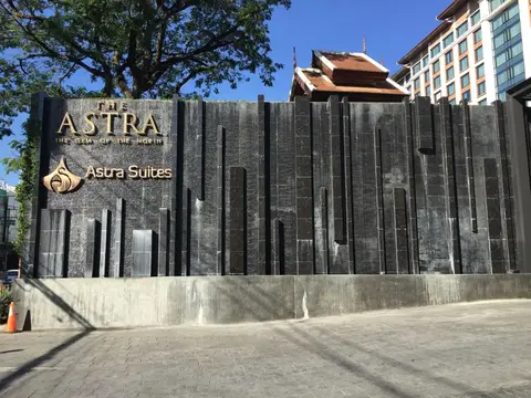 The Astra Luxury Suit condo — фото 1