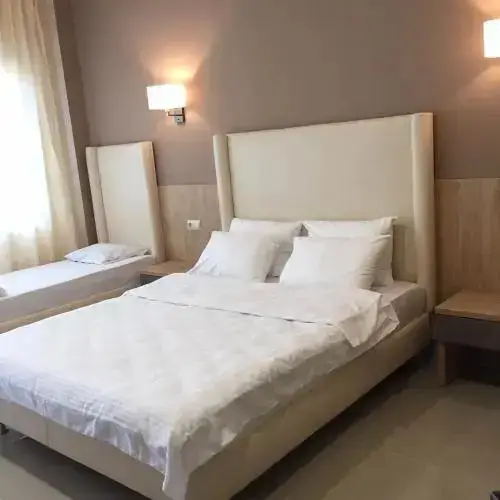 Новомихайловский: Villa Park Victoria