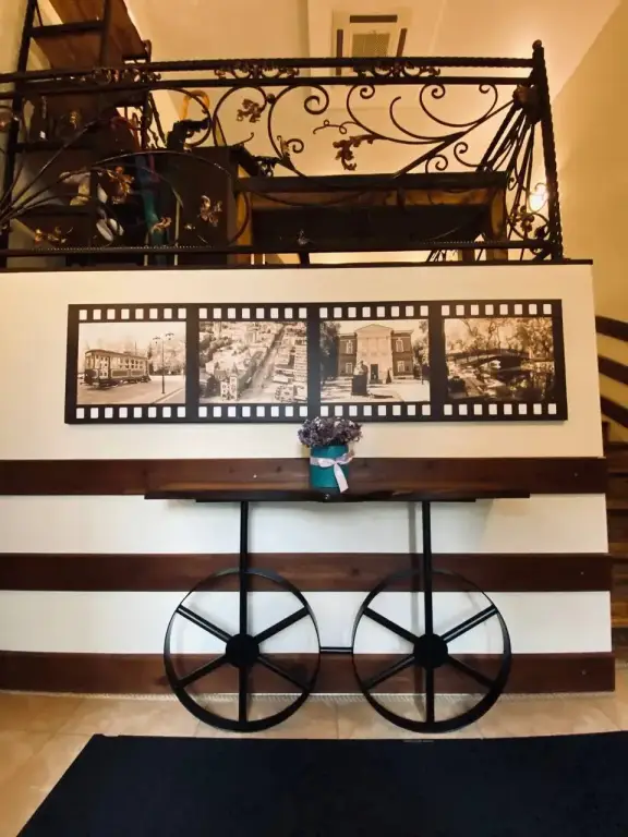 carousel image 4