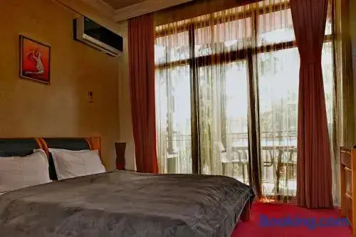 Батуми: Гостиница Антика