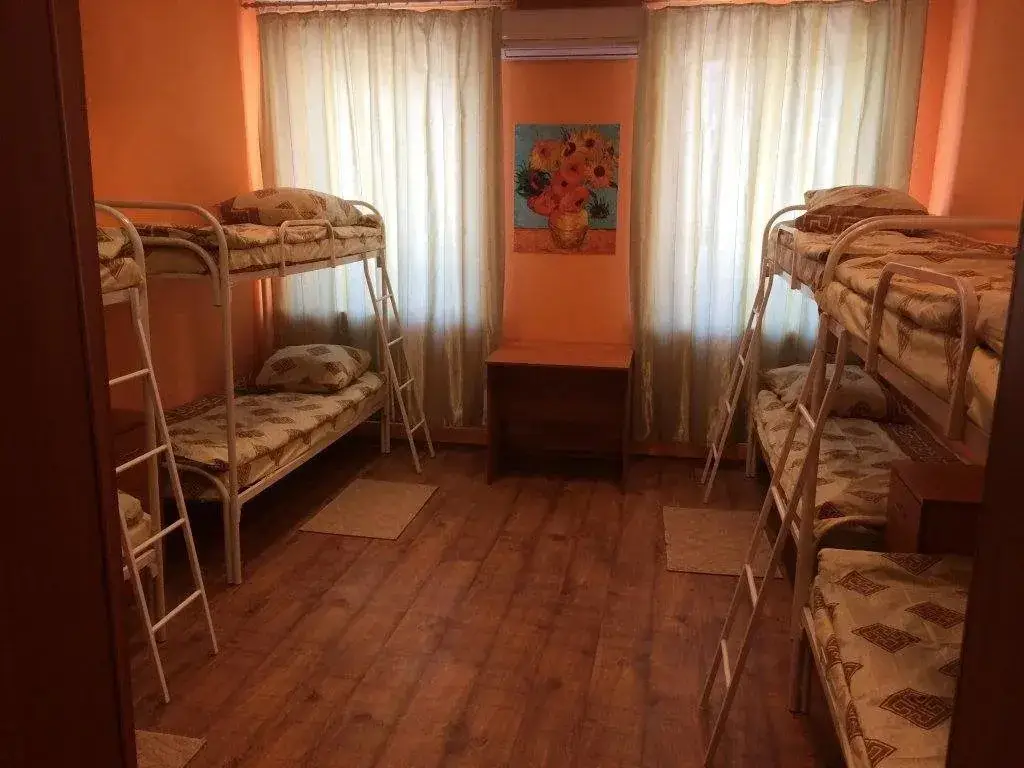 Екатеринбург: Hostel Room