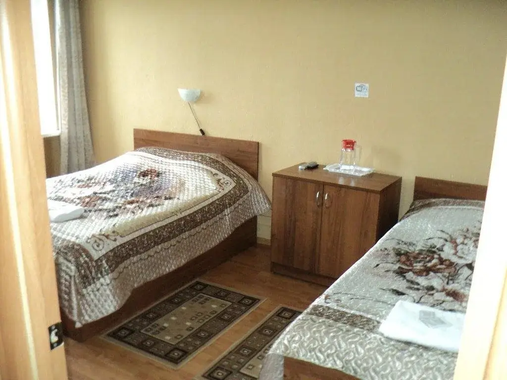 Екатеринбург: Hostel Room