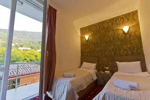 Батуми: Orange Hotel