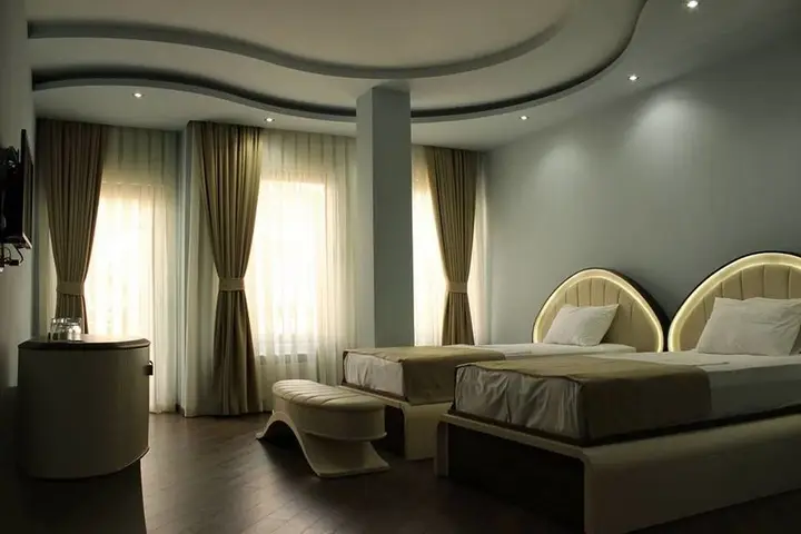 Батуми: Light Palace Hotel