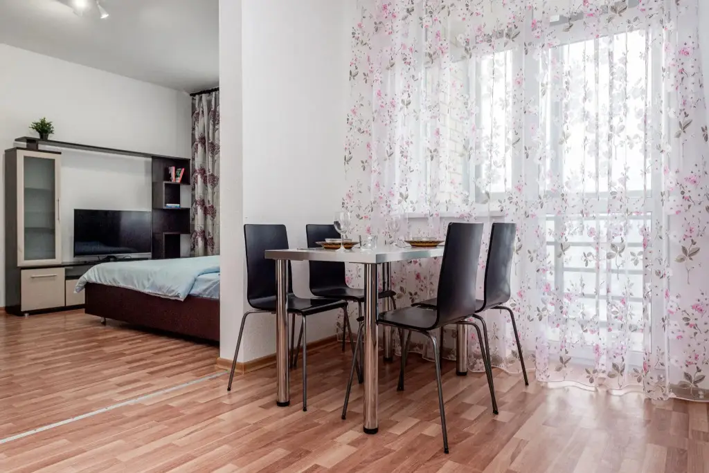 Екатеринбург: Pashk Inn Apartments (Пашк Инн Апартментс) на улице Союзная 27