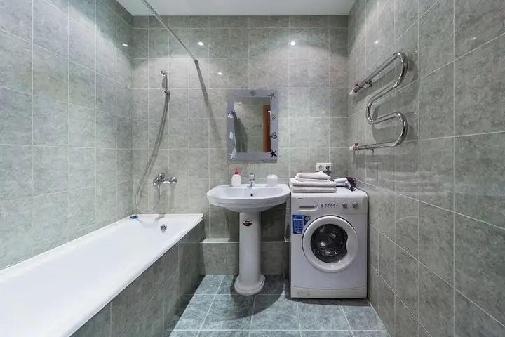 Екатеринбург: Apartment ALLiS-HALL on Radishcheva 33