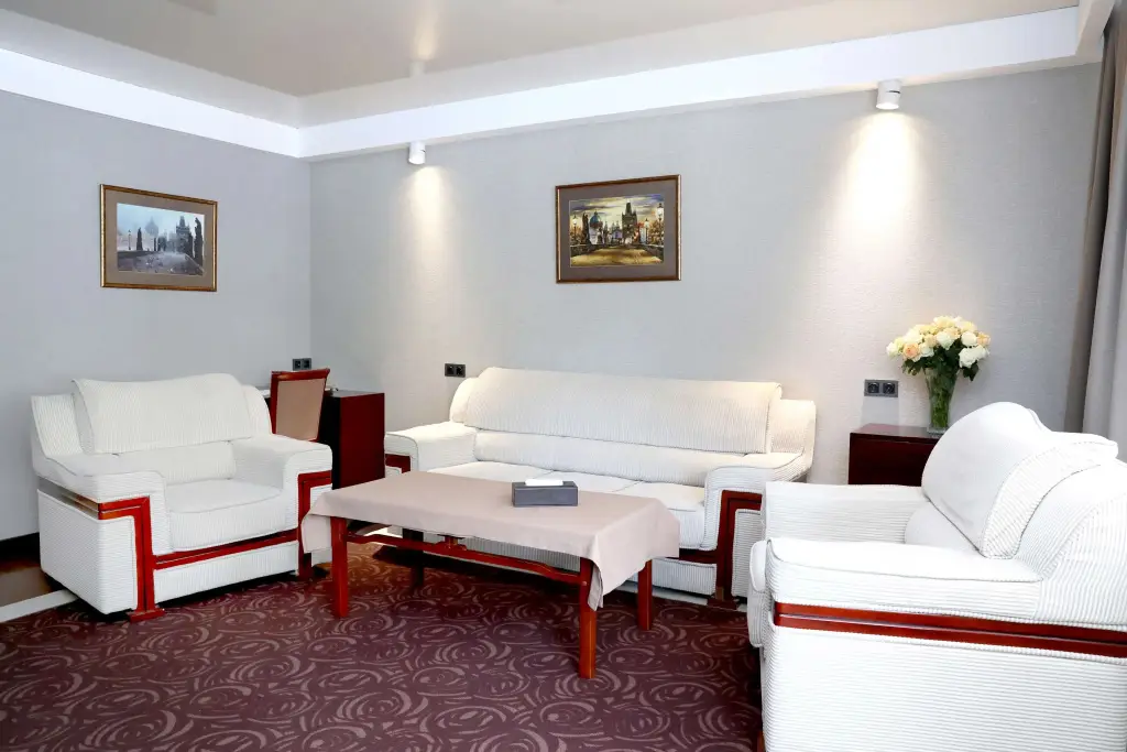 Дилижан: Отель Best Western Plus Paradise Hotel Дилижан