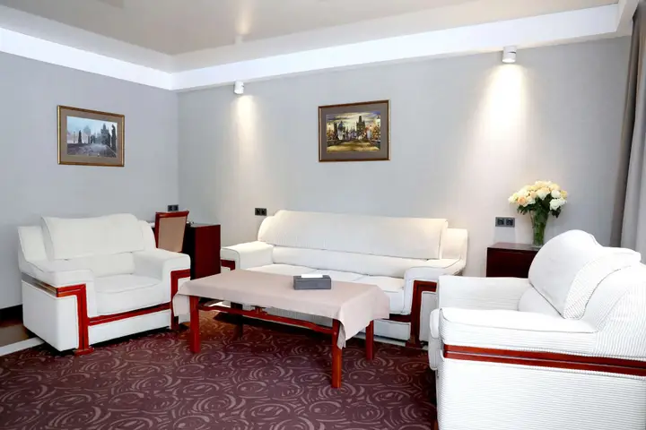 Дилижан: Отель Best Western Plus Paradise Hotel Дилижан