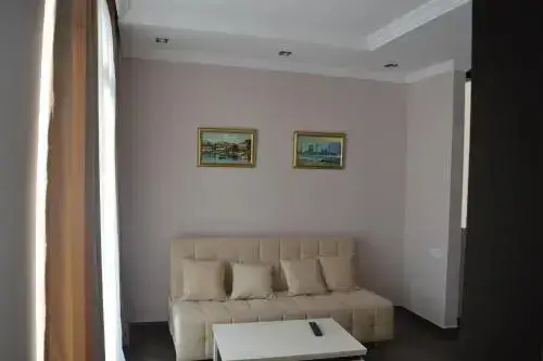 Батуми: Old Batumi Villa