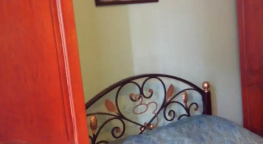 Батуми: Gulos guest house