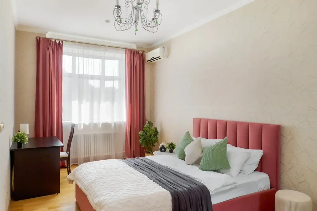 Апартаменты SUNVILLES Новенькие рядом с метро — фото 1