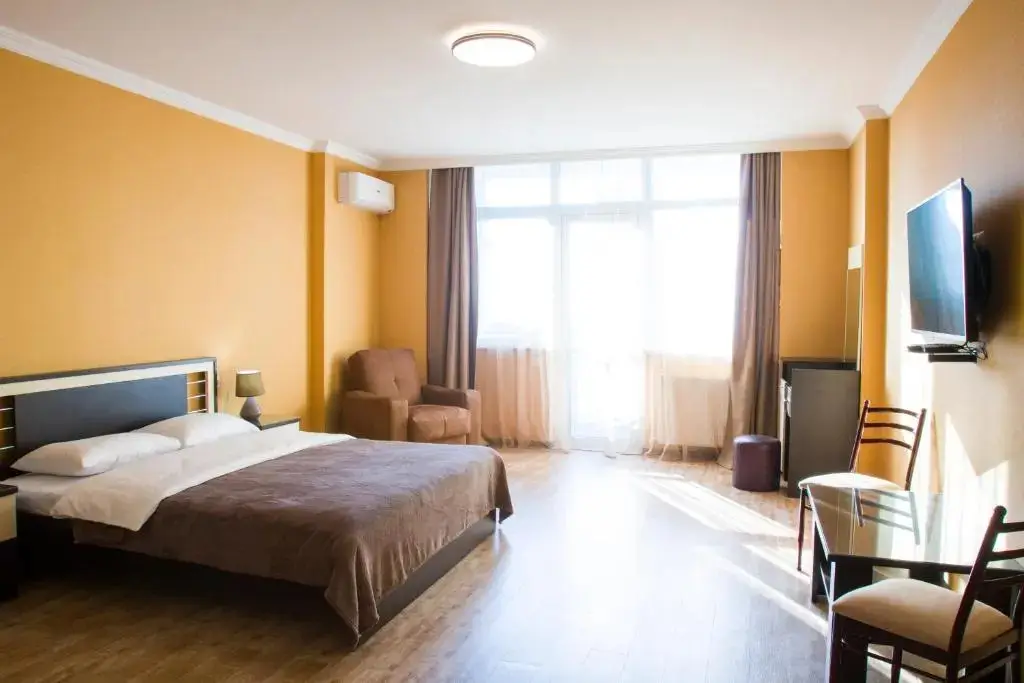 Батуми: Pirosmani Mini Hotel